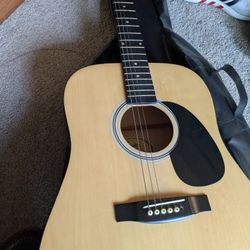 Fender Guitar With Bag