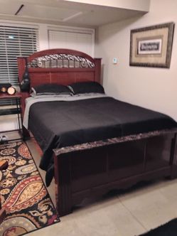Queen sized wooden frame, box spring and mattress