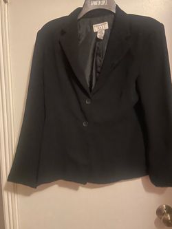 Size 10 p blazer