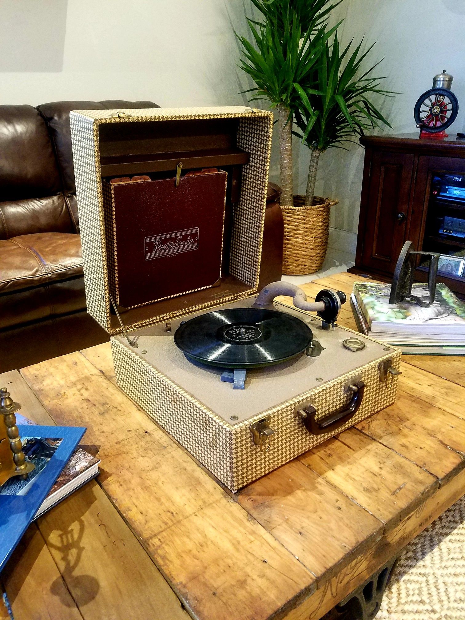 Antique 1930's Portofonic Portable Victrola Wind-up Record Player Phonograph; Manf. New York, NY USA