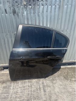 2010 2011 2012 2013 2014 2015 2016 BMW F10 528i 535i 550i M5 Left Driver Side Door OEM Complete