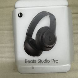Beats Studio Pro Deep Brown
