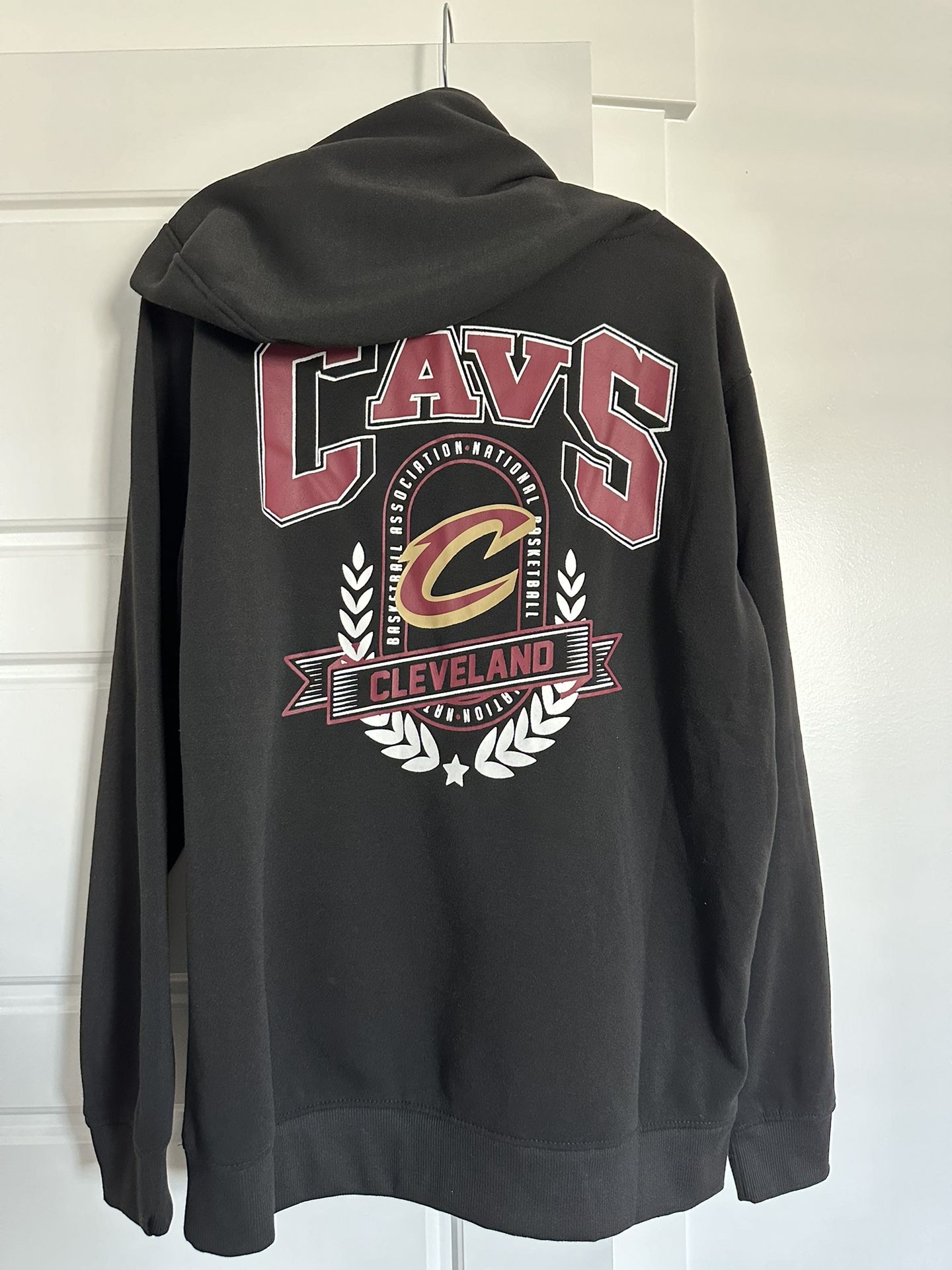 Men's NBA CLEVELAND Cavaliers Hoodie Size Large