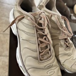 Vapor max women’s shoes