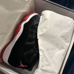 Jordan 11 Velvet Bred