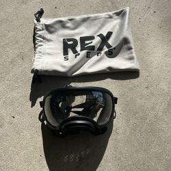 Rex Specs Size Small Dachshund / Sized 10 Lbs