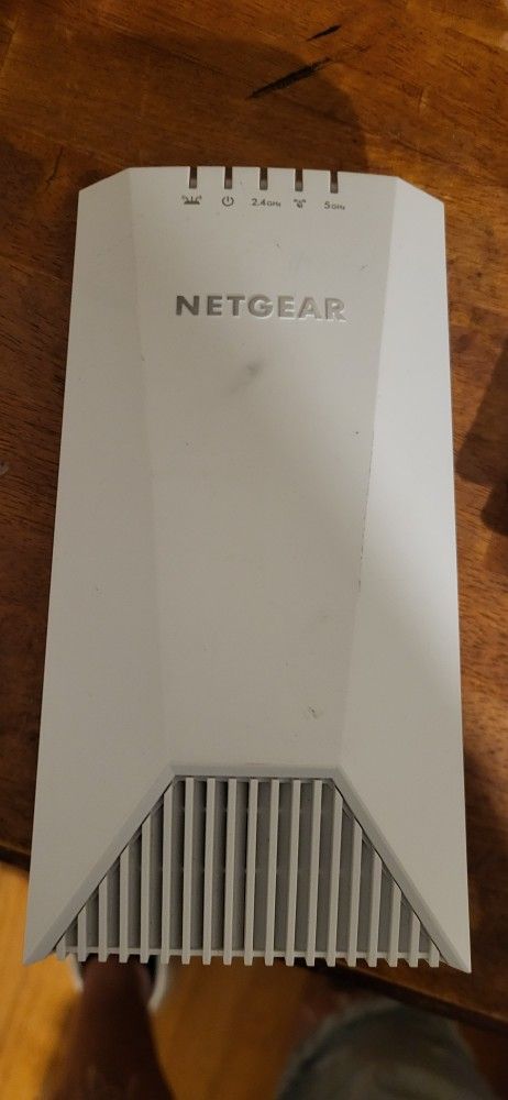 Netgear Nighthawk X45 AC2200 WIFI EXTENDER