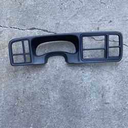 Chevy 05 oem cluster cover