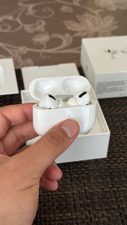 Airpods Pro with Wireless Charging
