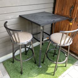 Patio Bistro Set 2 Stools + Table