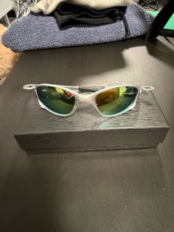 Brazilian sunglasses