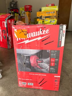 Milwaukee drain snake auger
