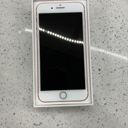 iPhone 7 plus 32gb Rose Gold- Very good condition