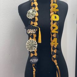 Black And Gold Graduation Lei
