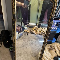 Friedman brothers Williamsburg restoration chinoiserie looking glass mirror