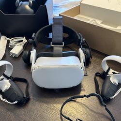 Oculus Quest 2 VR - 256GB – Deluxe Package!