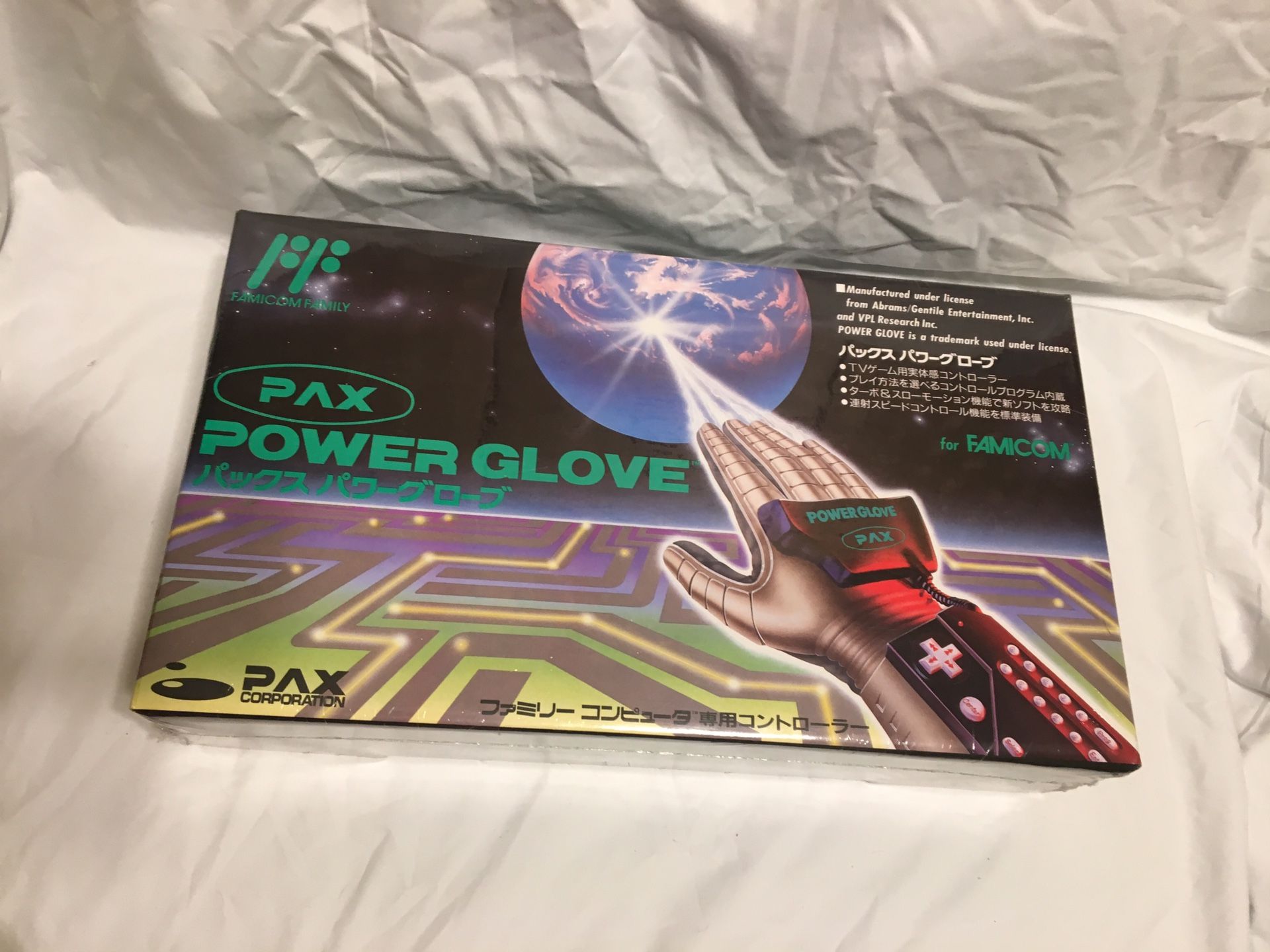 Nintendo PAX power glove Japanese import MINT SEALED IN BOX