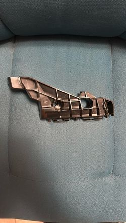 2014-2017 Lexus RETAINER, Front Bumper
