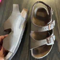 Kids Birkenstocks Size 10c