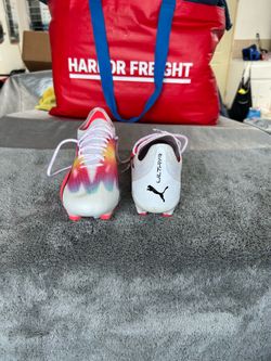 PUMA Men's Ultra Ultimate White/Fire Orchid Firm Ground Soccer Cleats Size 9 1/2 No Box