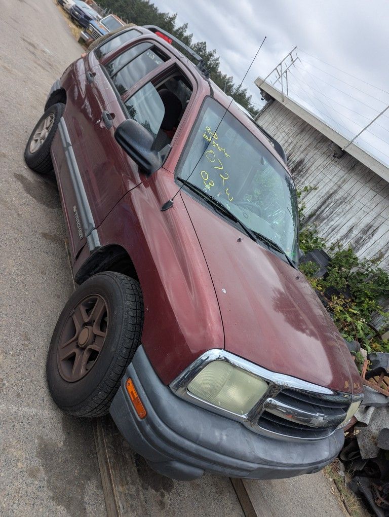 Parting Out 2003 Chevy Tracker Parts
