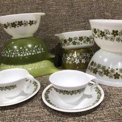 Vintage  7 PCs  Pyrex  Blooms  & 2 Saucers And  2 Tea Cups  Corelle      