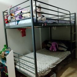 Selling Bunk Bed.