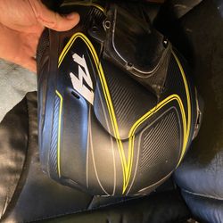 Arai Defiant X Motorcycle Helmet Used