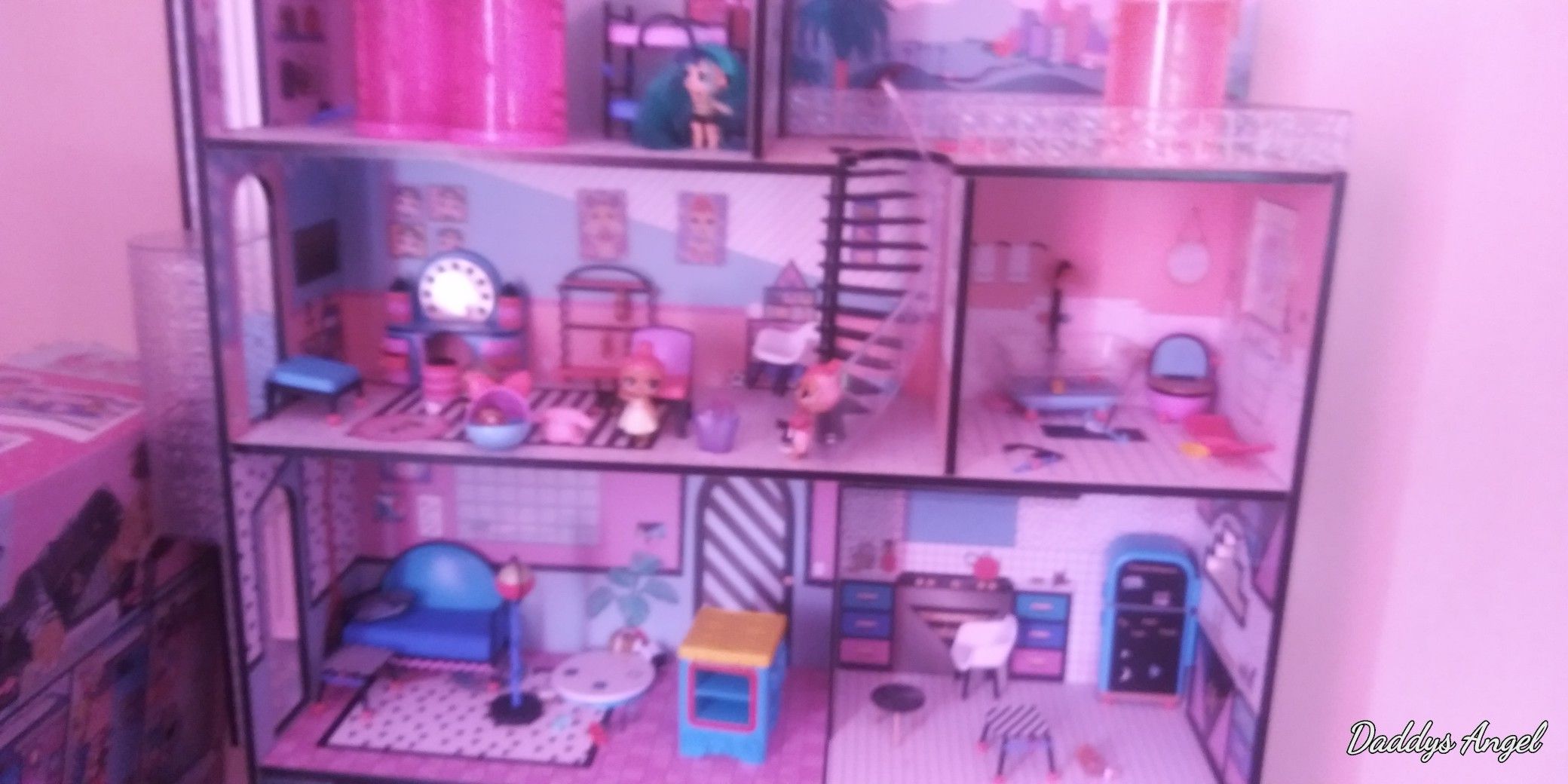LOL dollhouse with lol dolls