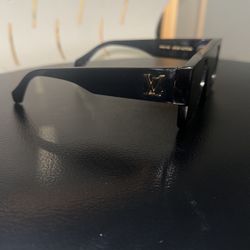 Louis Vuitton Cyclone Acetate Swarovski Sunglasses 