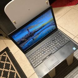 Dell Laptop 