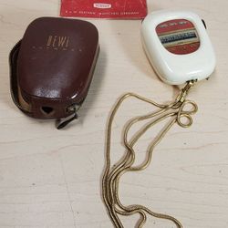 Bertram Bewi Automat A Lightmeter With Chain Strap Case Photography Camera