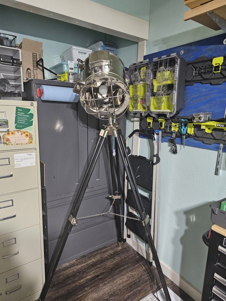 Adjustable Height - Stage Style Floor Lamp