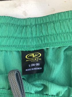 36-38 green shorts