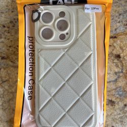 iPhone 15 Pro Stylists Case Off White