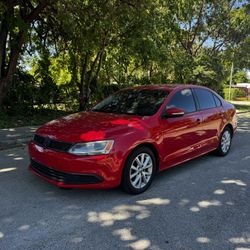 2012 VOLSKWAGEN JETTA SEDAN