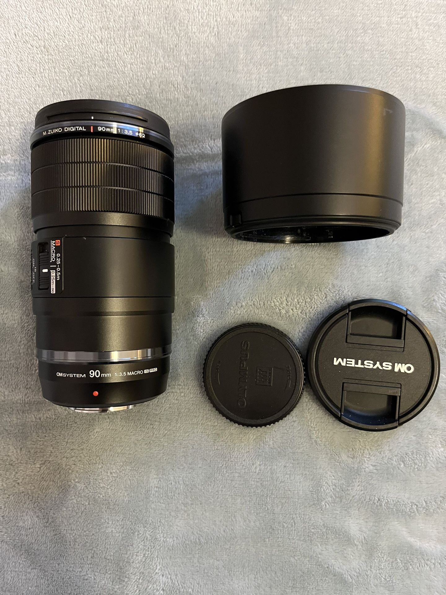 Olympus 90mm F/3.5 Pro Macro Lens