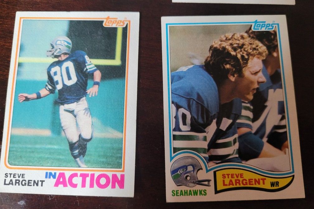 Steve Largent 1976 Tops Cards