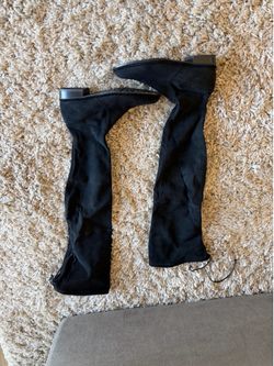 Stuart Weitzman "Lowland" Over-the-Knee Flat Suede Boots - Women's US 6