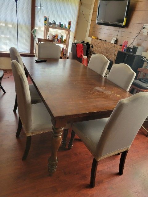 Dining Table Set