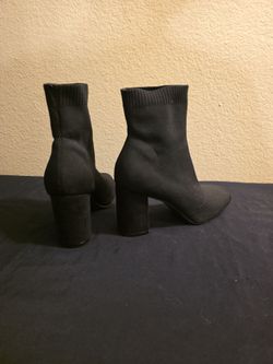 Black ankle boots size 7