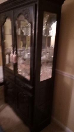 China Cabinet Antique Excellent Condition