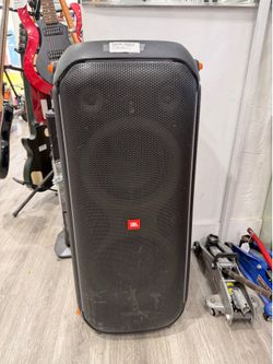 JBL Partybox 710 speaker