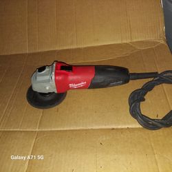 Milwaukee Grinder