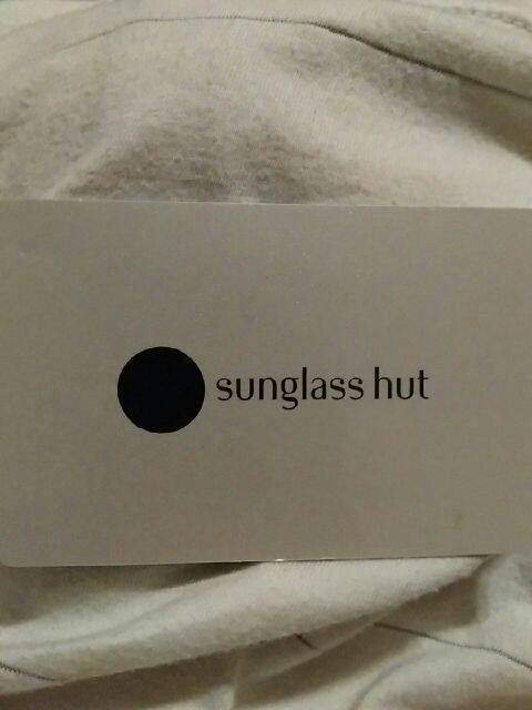 Sunglass hut card