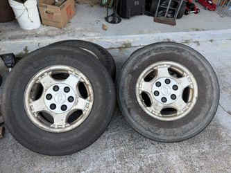 16” Chevy Silverado 1500 Tires And Rim $150.00