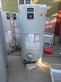 75 Gallons gas water heater 60 days warranty 700$