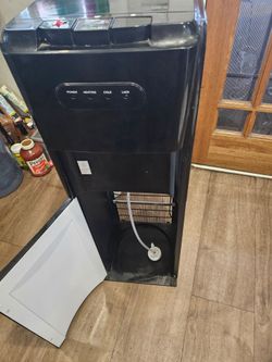 Water dispenser