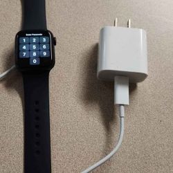 Apple Watch Nike  SE- 40mm Unlocked 