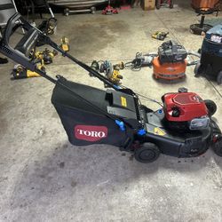 Toro Personal Pace Lawn Mower